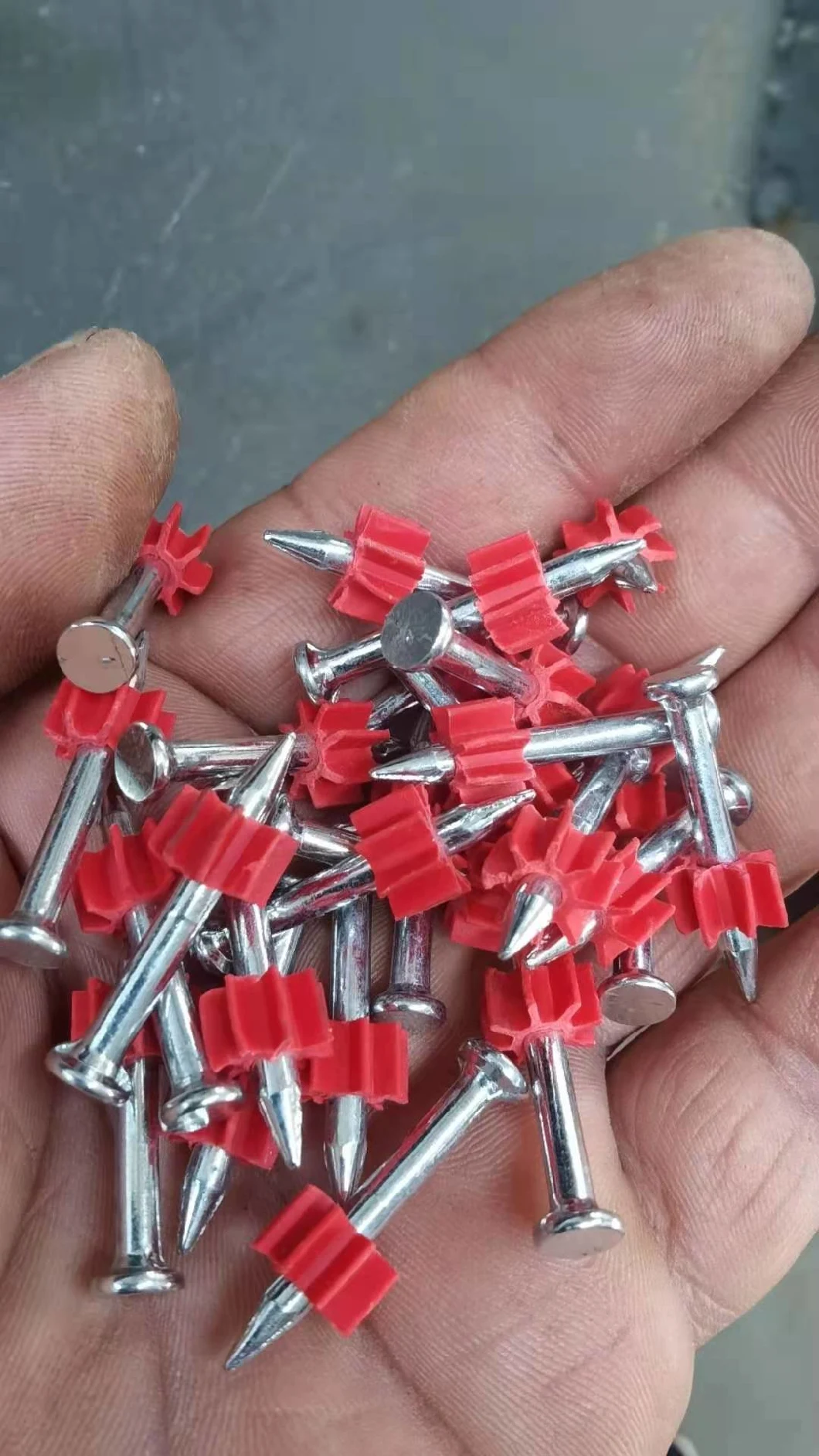 High-Quality Cement Nail Shooting Nails with Red Washer 4"